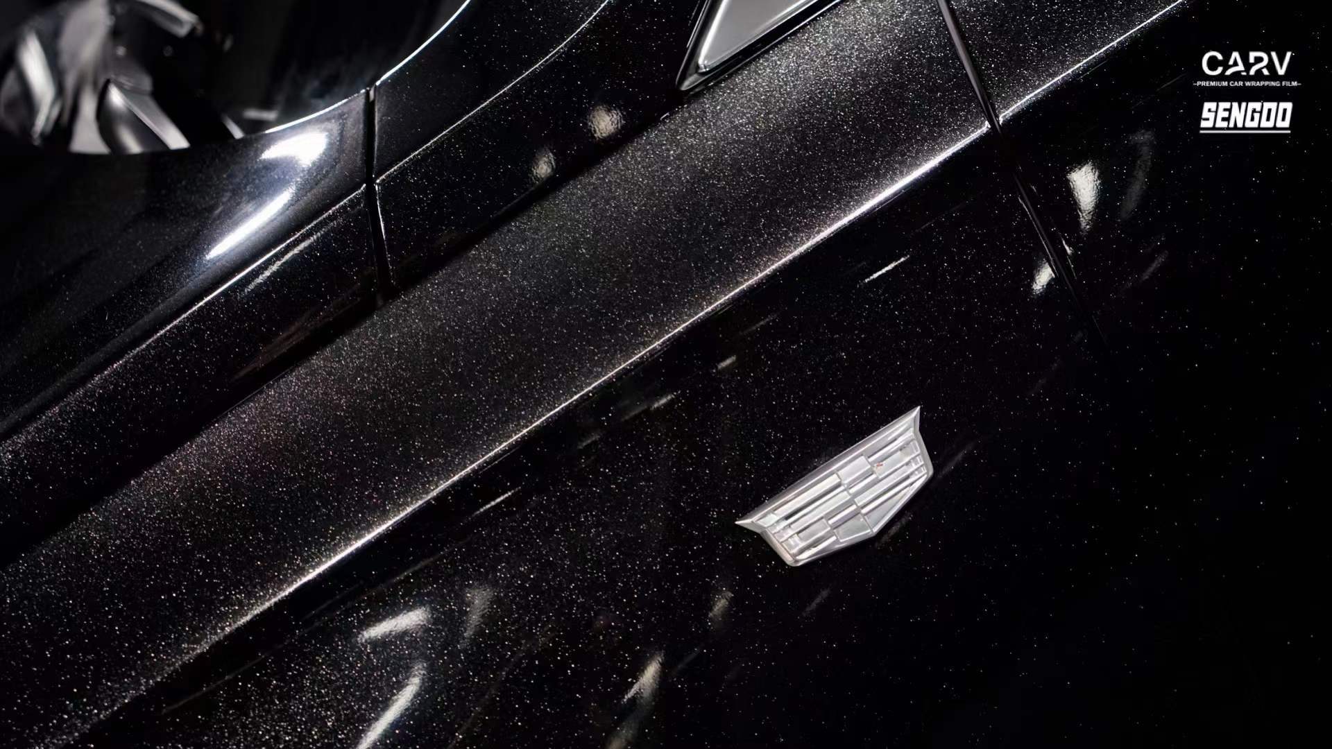 凯迪拉克xt6全车卡孚改色膜超亮重金属黑