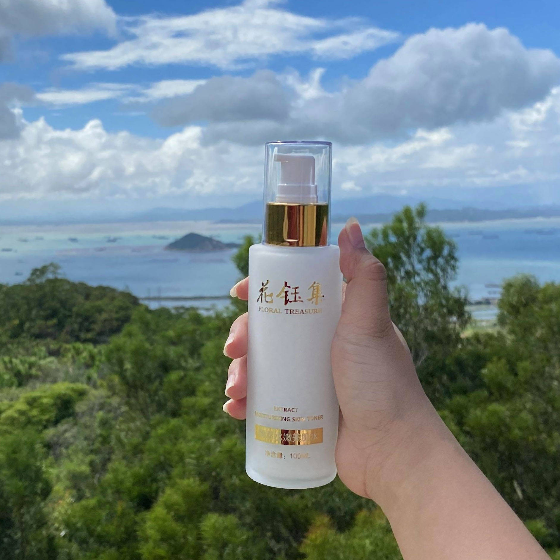 产品网友力荐，这几款爽肤水强嫩肤，巨补水，爱美的你可不要错过咯