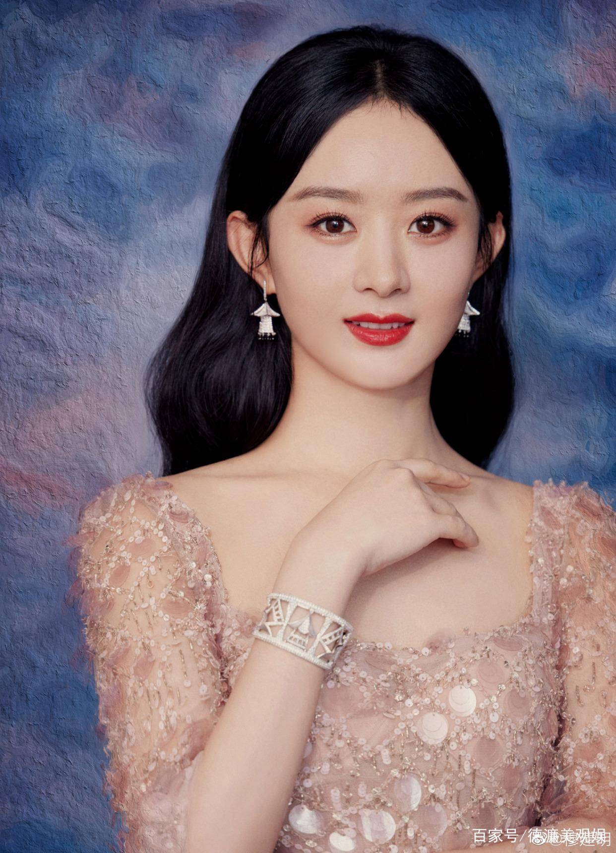 胡杏儿 大湾区中秋晚会：温碧霞露肩妩媚，赵丽颖又仙又欲，舒淇惊艳全场