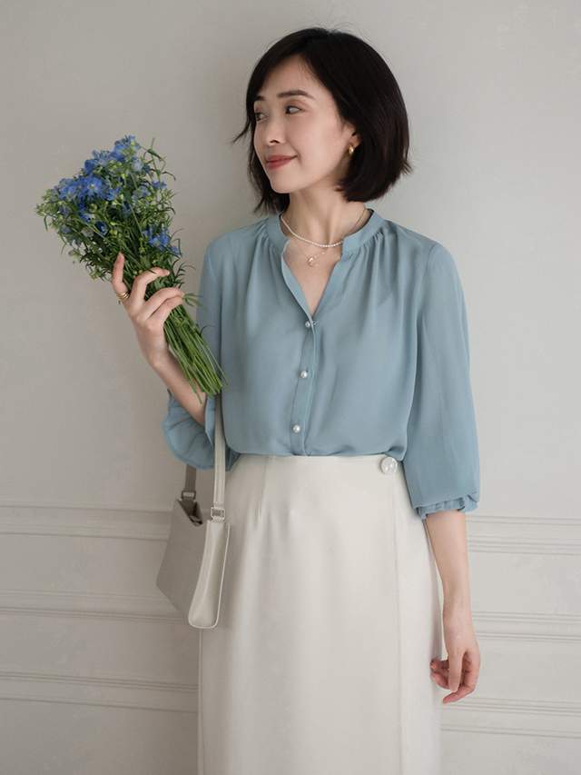 显得 “上班”穿什么衬衫好看?波点衬衫、蓝色衬衫搭配指南,高级洋气