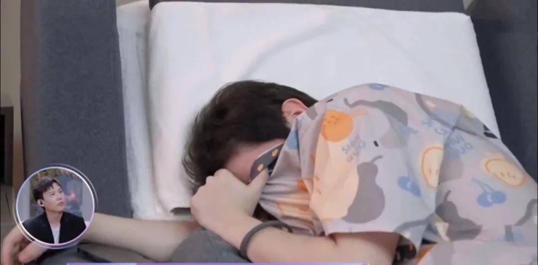 张雨绮|张雨绮中途退出、周扬青当场分手……这档真人秀太魔幻了