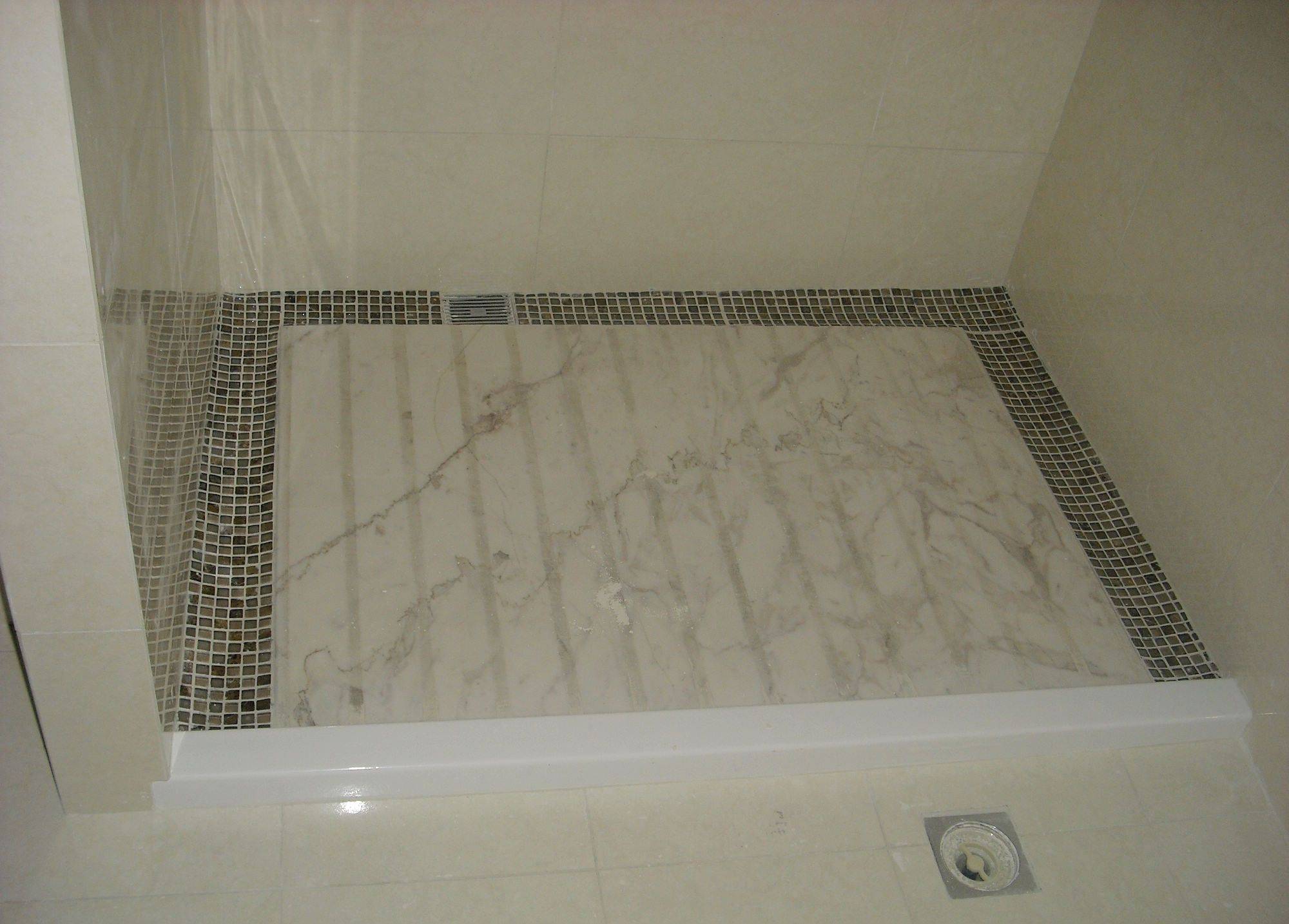 卫生间别再这样装修了,花钱多还不实用_地漏