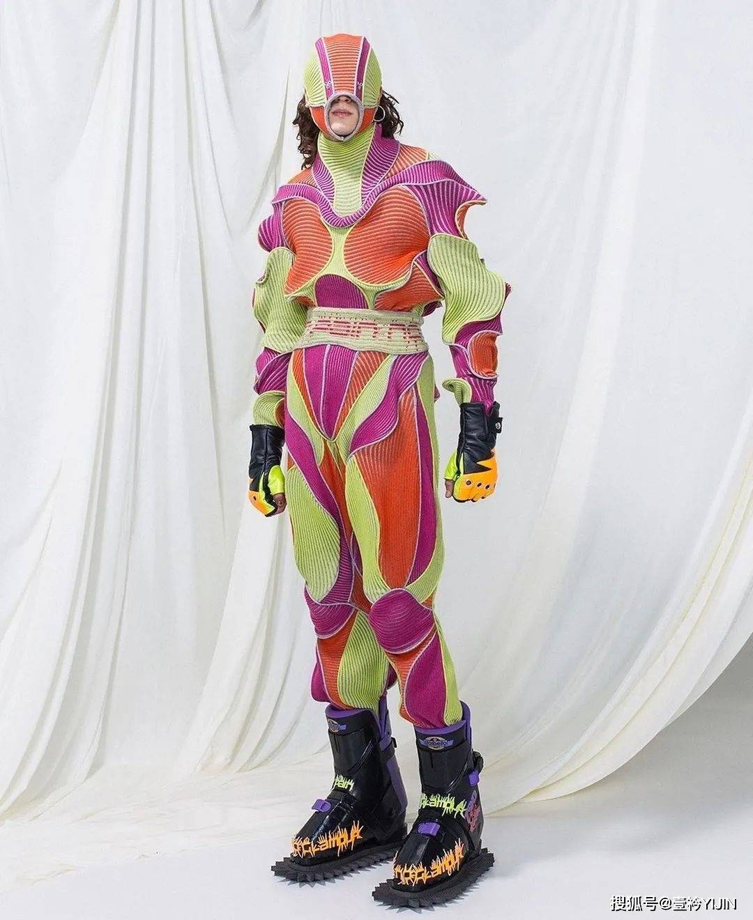 设计 见过浑身长刺的超人吗 | 欢迎来到 LEEVI IK?HEIMO的童年玩趣世界