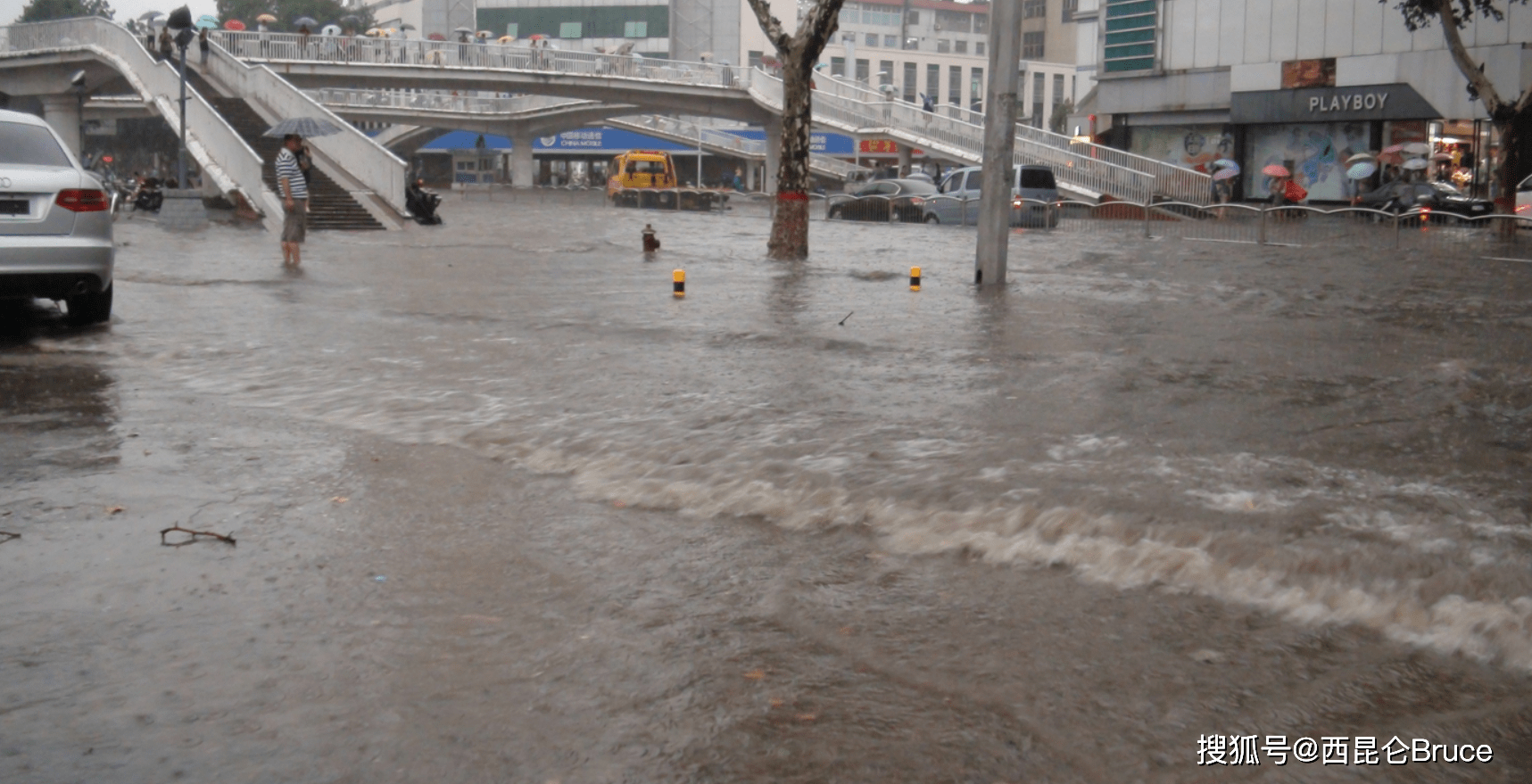 又是河南!南阳遭遇特大暴雨,已转移8000人,这是最后一次了吧
