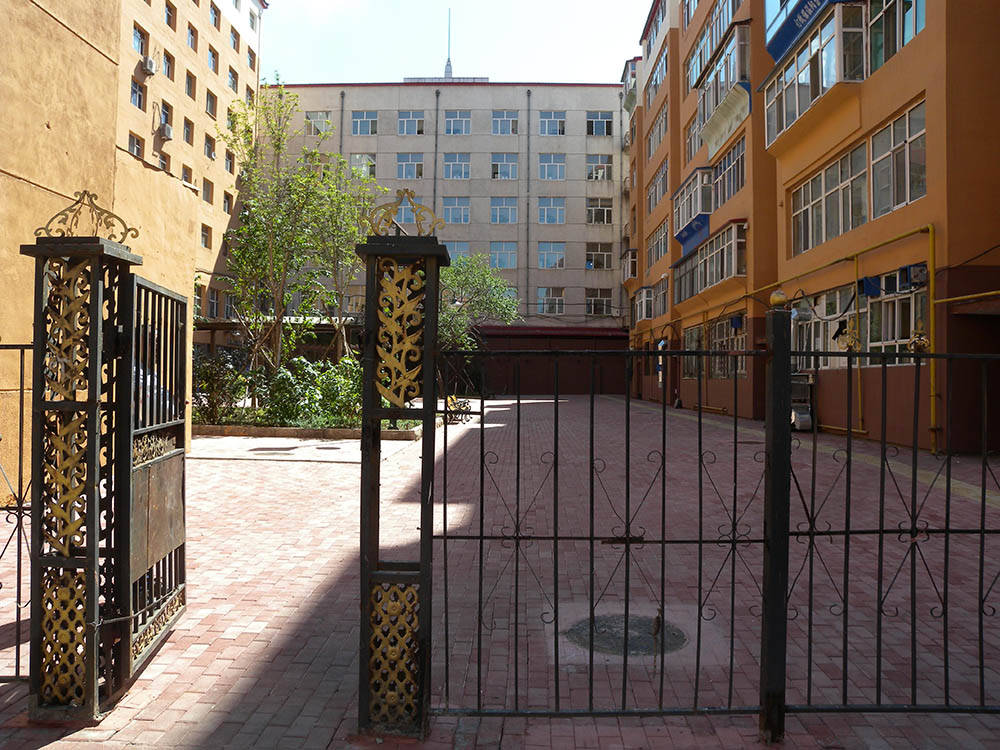 黑龙江鸡西市鸡冠区老小区换新颜环境美了居民乐了