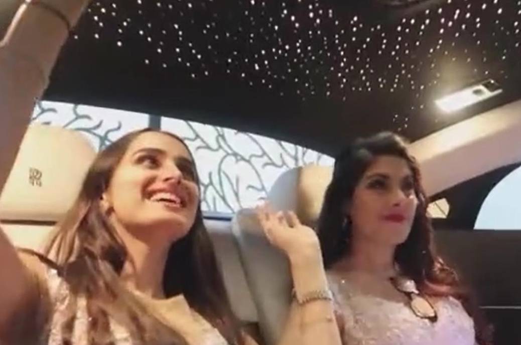 迪拜一男子送三辆劳斯莱斯为姐姐庆生 姐姐 你把咱家的矿卖了