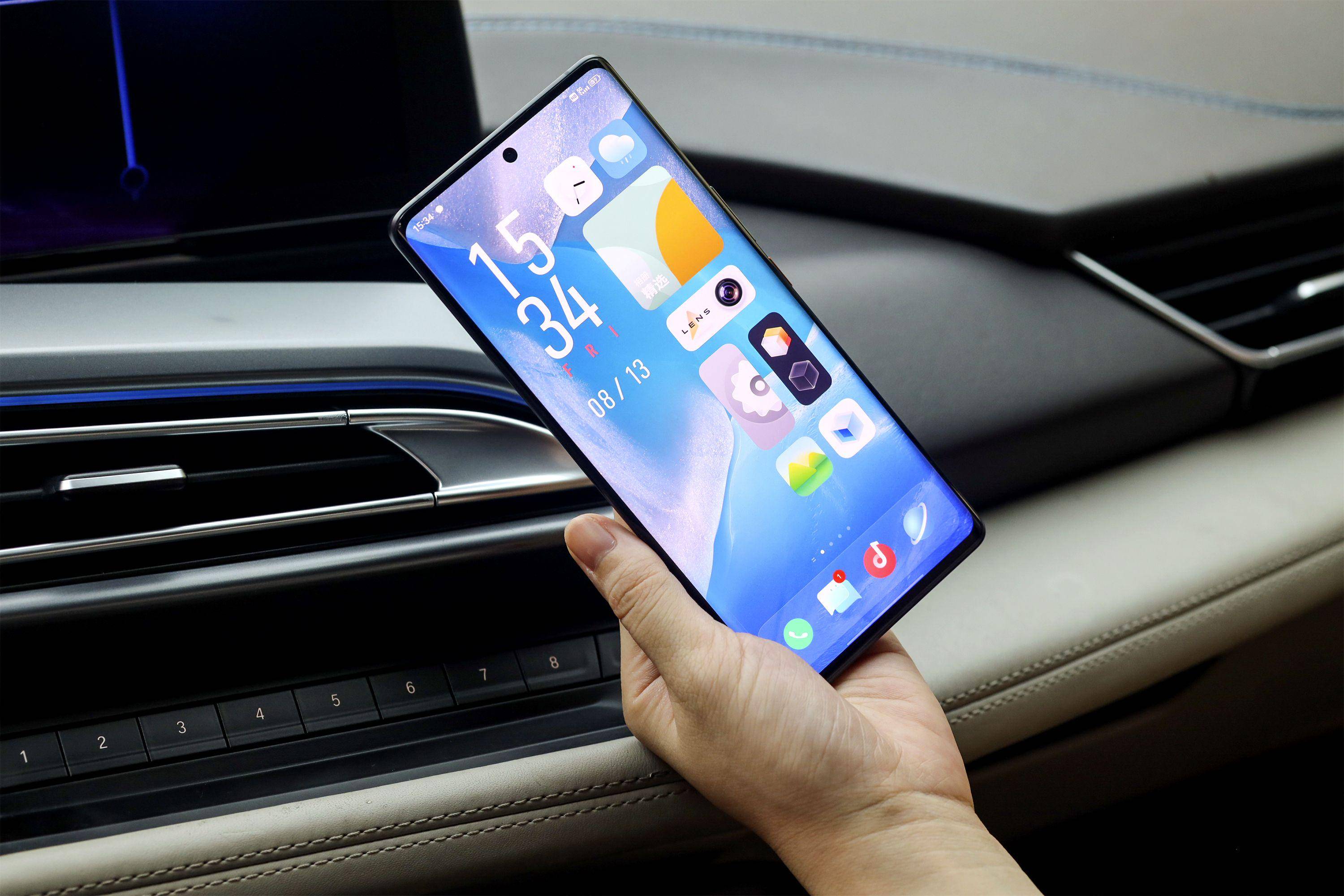 超强性能助你轻松上分,iqoo 8 pro游戏实测