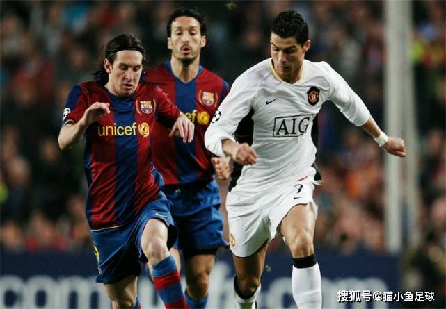 梅西c罗各项能力对比二人难分高下其中一点二人极其相似