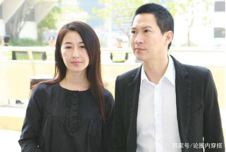 颜色 关咏荷真是纯天然美女,年过五十做鬼脸好灵活,状态像30多岁