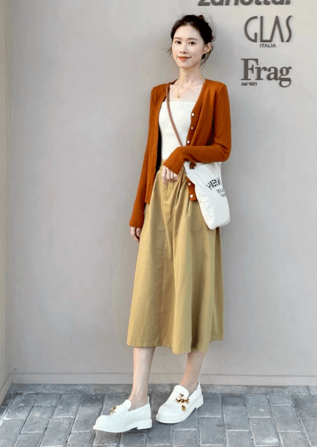 皮鞋 初秋的韩系小清新穿搭示范，减龄又好看，时髦精最爱！