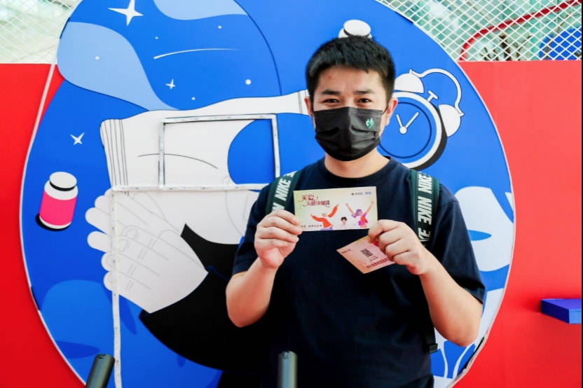 头发|每天掉发超过50根，就有秃头危险！