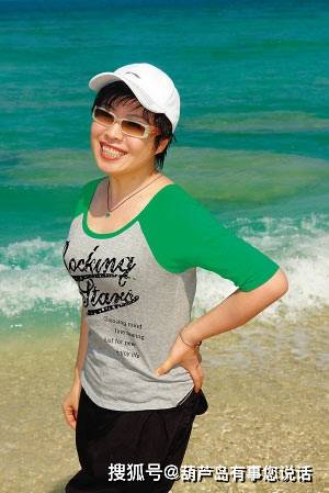 妻子经历了"国学超女"式的走红,到跌落神坛,季达峰的一路以来的支撑与