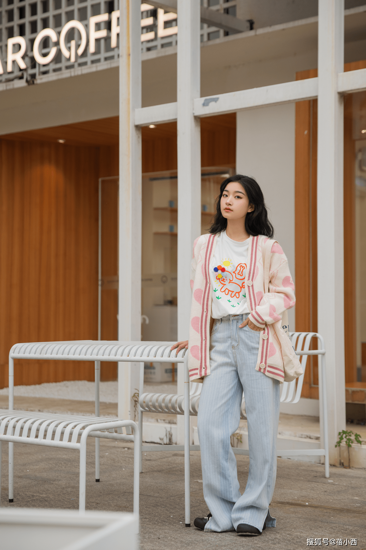 好身材 今秋流行这些“显瘦神裤”，一键拉伸腿长，效果堪比换腿