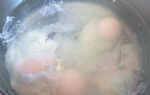 天气|随手做个鸡蛋，不用煎炒，一口一个，又香又甜，连吃3个，还想要