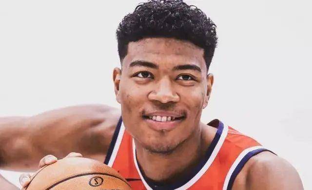 原创八村塁家人车祸去世别造谣真相来了