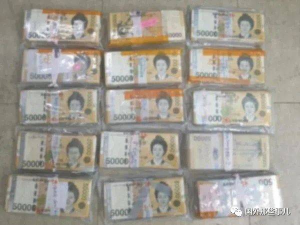 原创小伙网上买了台二手冰箱，打开发现藏着1.1亿现金，可拿走2200万