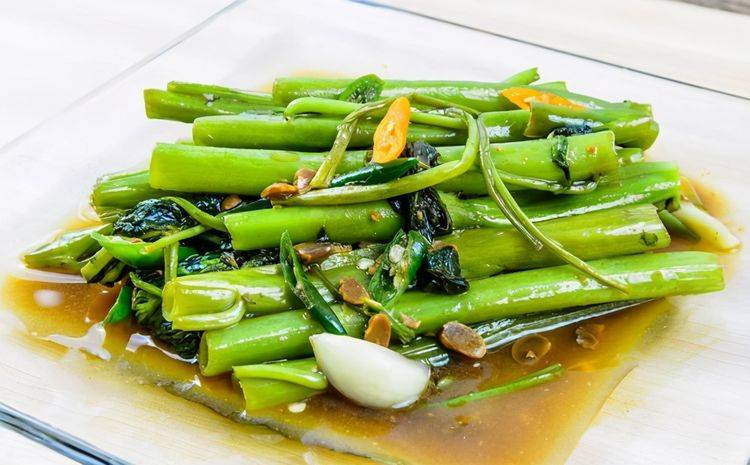 降低|血糖高的人，饭后有3种表现，一个不占，血糖控制得还不错