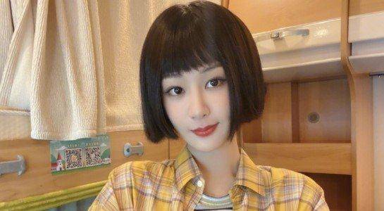 夏雪梦回《家有儿女》了，杨紫又重现“夏雪”的红发，网友：爷青回