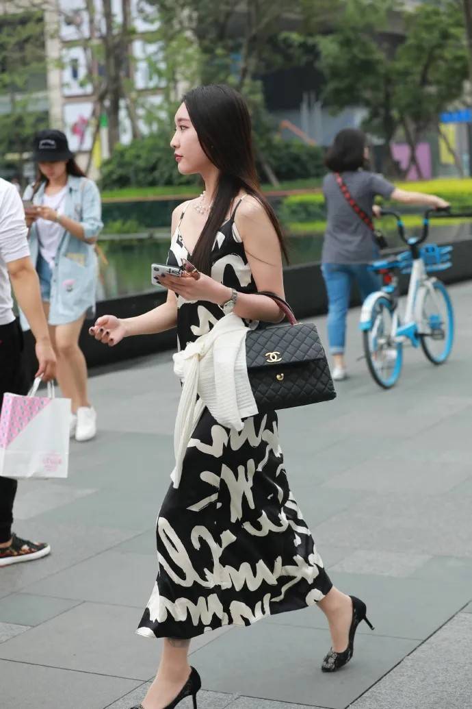 身材 让你美到骨子里的穿搭分享，耐看又显气质，高级时髦不过时
