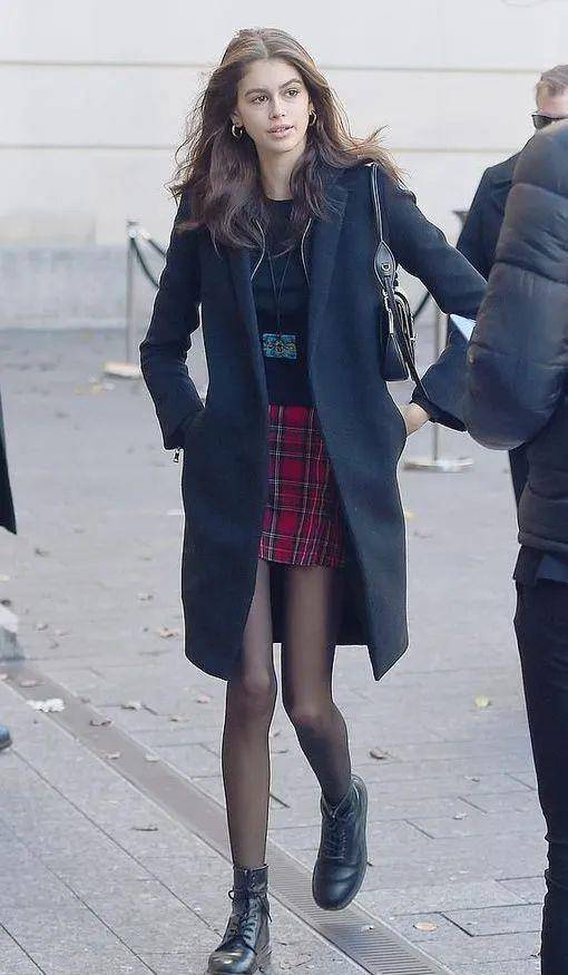 姐妹 做完这个超准的测试才发现，我二十年来都穿错裙子了……