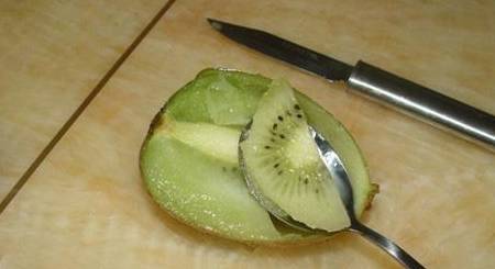 能量|猕猴桃应该饭前吃，还是饭后吃？营养师：最适合这2个时间段吃