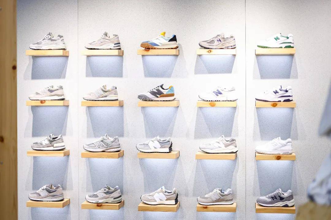 成都 为什么这家New Balance这么酷？
