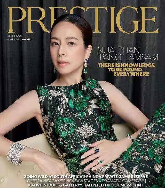 曲线 泰国华裔富婆身价10亿，笑脸生图酷似董洁，泰王见了也为之动容