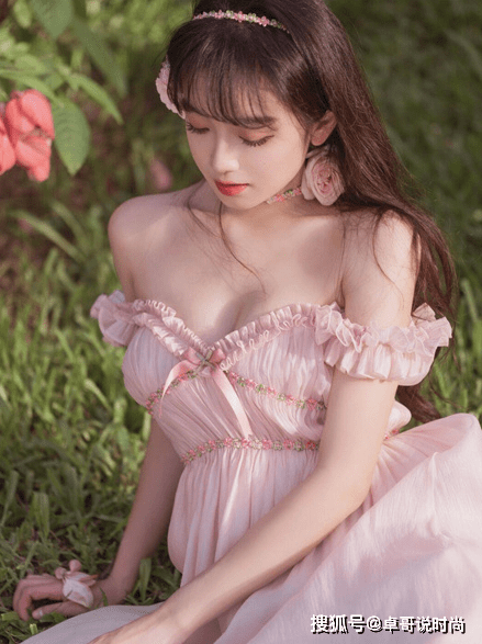 设计 掌握这些甜美穿搭思路，秒变迪士尼在逃公主，可爱又高贵