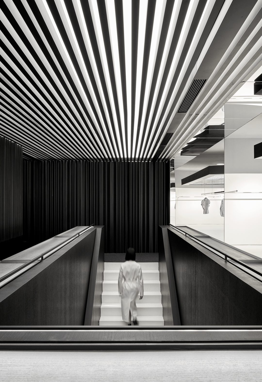 万社设计sowhat买手店舞台上的自由灵魂