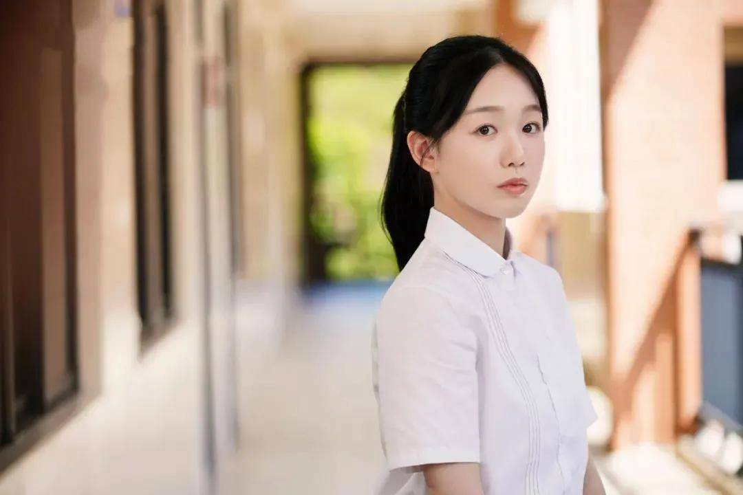 李一桐她们明明那么美，却让人记不住？普通人应如何提升自己的辨识度？