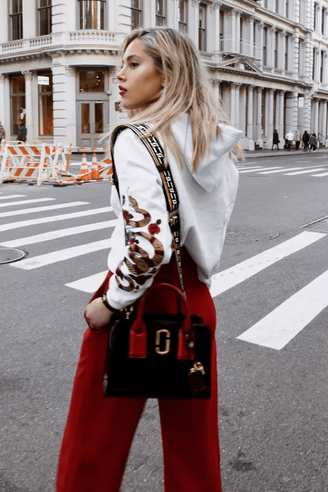 经典 卫衣+阔腿裤，今秋最舒适时髦的搭配！