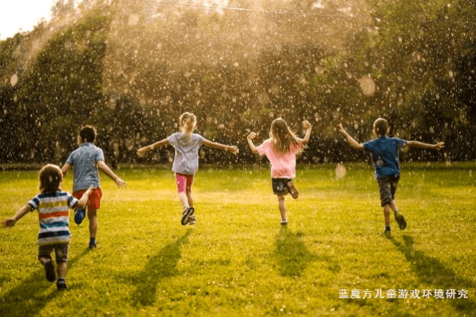 要求|案例分享 | 给幼儿园一个撒野的山坡