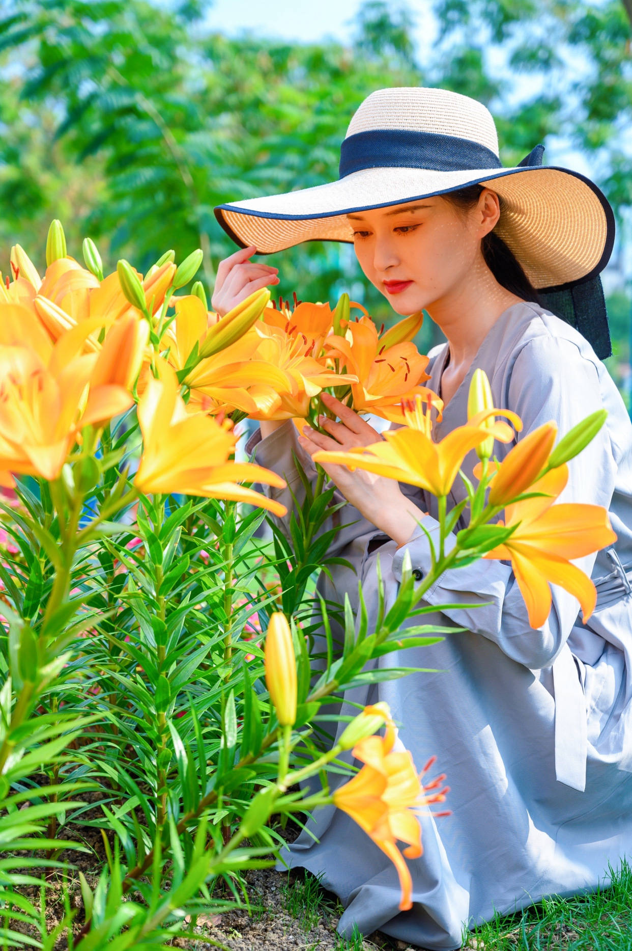 花海|十一去哪儿玩？江苏盐城荷兰花海不要错过，秋天的百合花格外浪漫