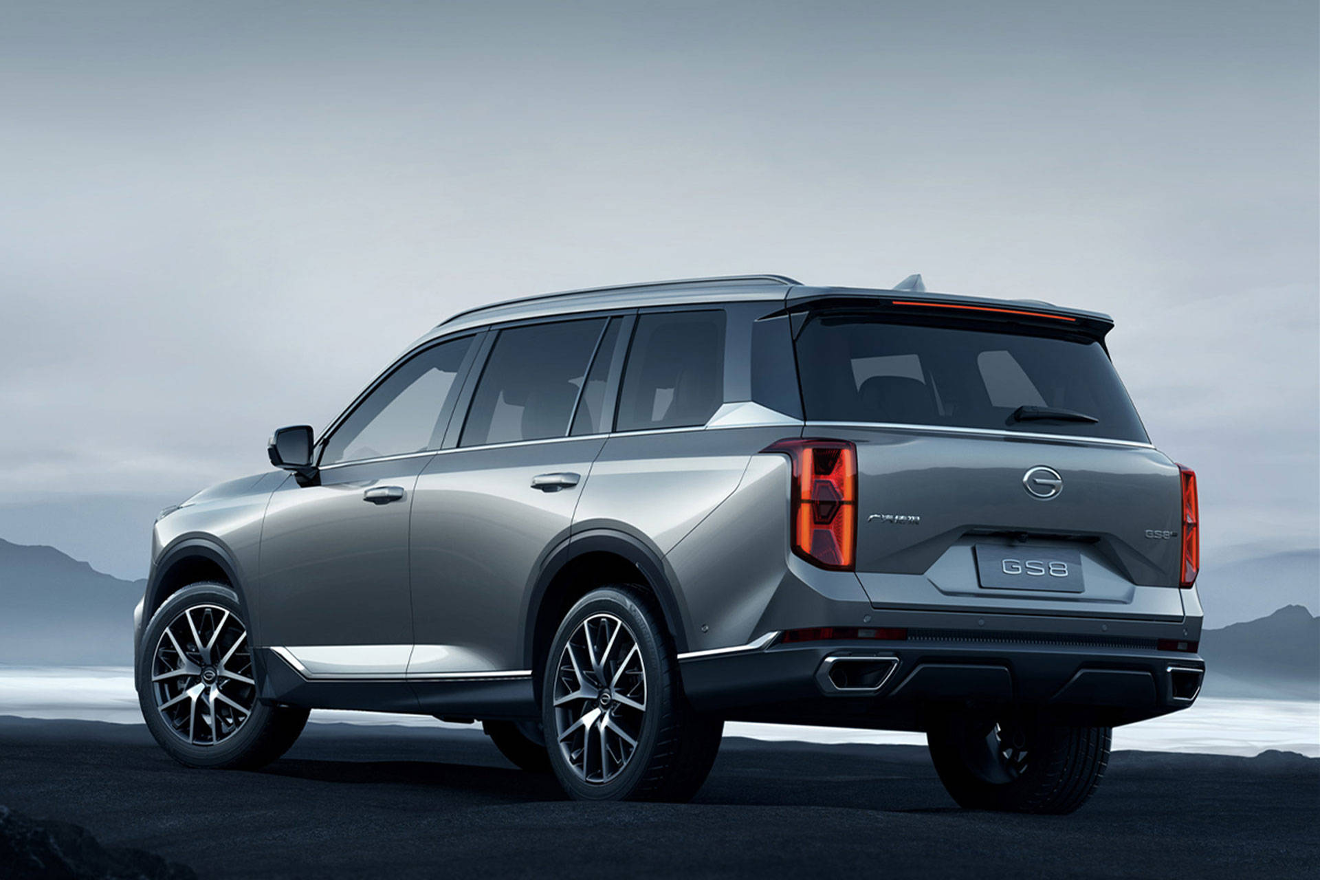 传祺gs8全新第二代开启预售 燃油混动您会咋选?