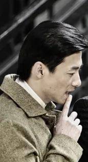 地下|余则成的孤独，成就了《潜伏》