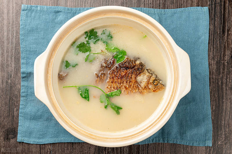 脂肪酸|鱼和面说深海鱼汤面：鱼肉细嫩，汤底乳白，鲜而不腥，浓而不腻