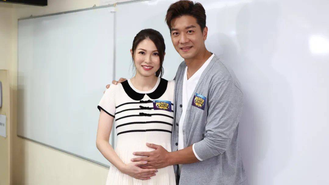 因为|宣布封肚！黎诺懿与太太现身TVB电视城，怀二胎七月透露宝宝性别