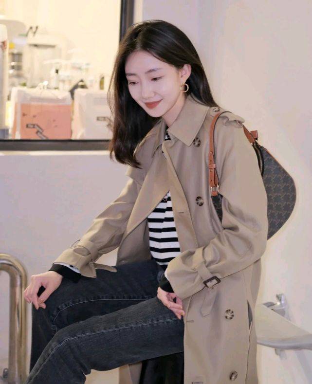 设计 秋季穿搭需要一件合适的外套,只要穿对了,高级感满满