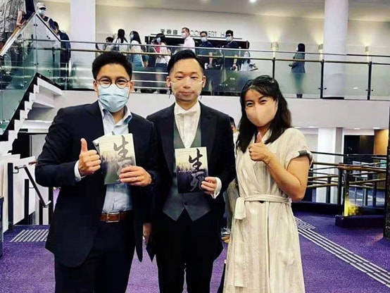 贵妇 郭晶晶穿百褶裙打扮成贵妇范,身材是不好,但气质比谁都高贵!