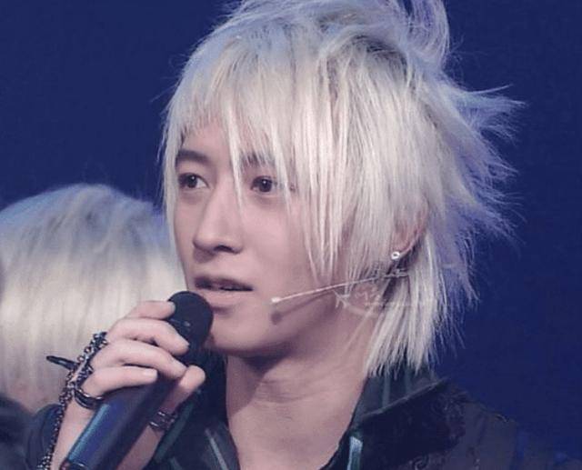 发型6位当红男星非主流造型：谢霆锋帅周杰伦酷，最后一位是来搞笑的