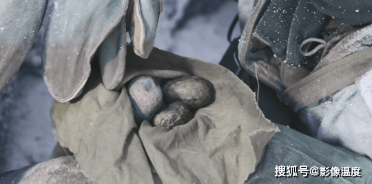 志愿军|《长津湖》志愿军吃的冻土豆好吃吗？试吃过的人都哭了！