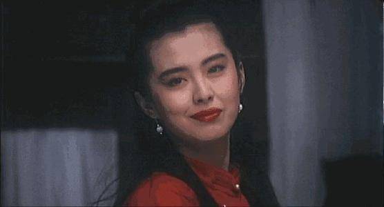 年代 忘不了蓝洁瑛的喇叭裤，黎姿的露肩装，这些经典的时尚都可以复制