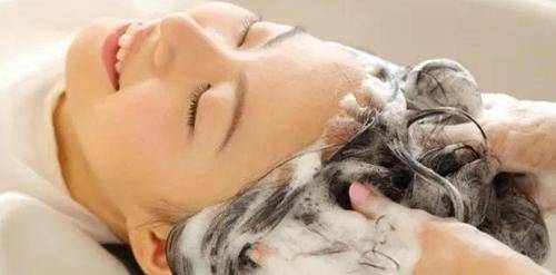 方法|同样是坐月子，袁咏仪天天洗头，谢娜42天洗一次，如今差距显现