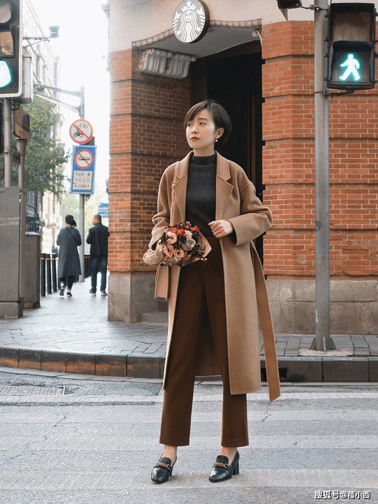 长度 为什么你穿大衣显老气？原因可能有3，见过世面的女人都懂