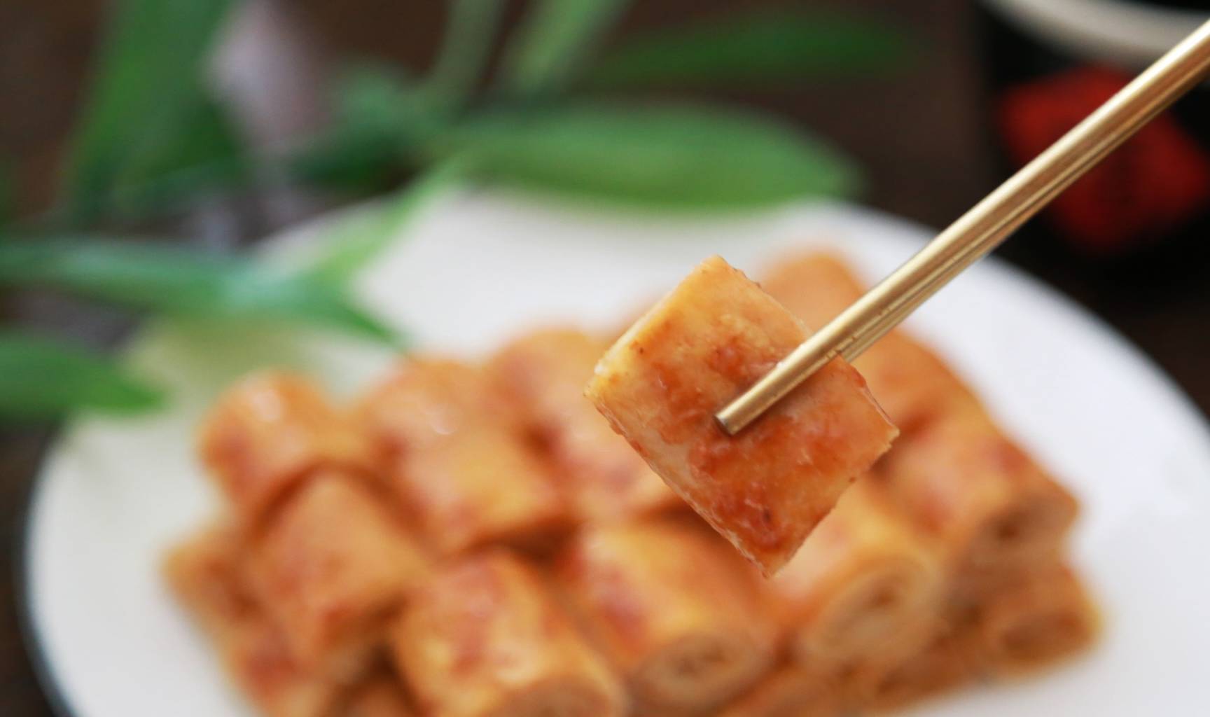 清水|早餐我家如此做,2个鸡蛋一碗面,搅一搅10分钟就上桌,好吃筋道