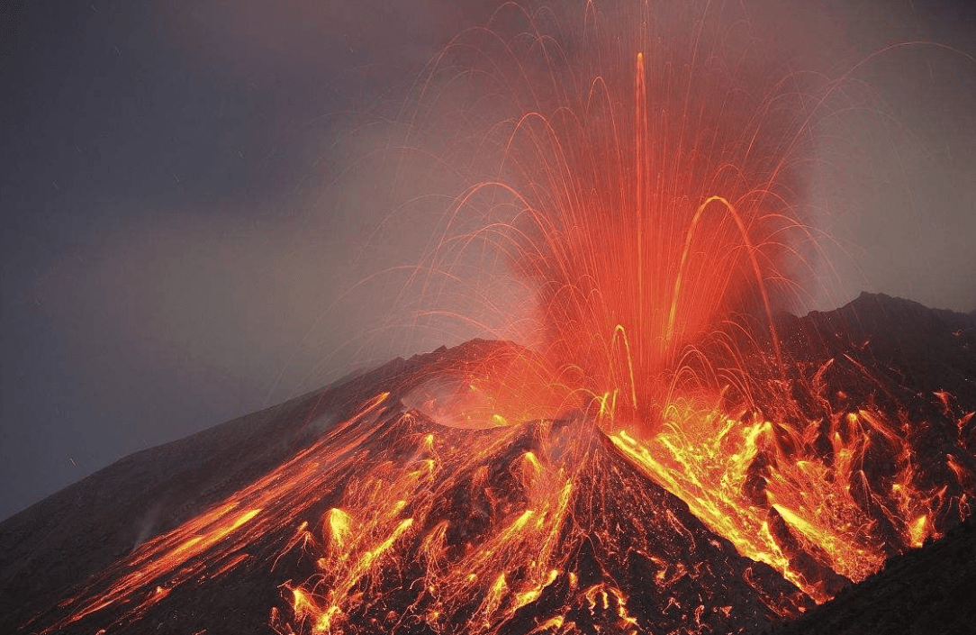 10年来大强震，富士山压强达到1.6兆帕，日本制定火山爆发避难计划_活火山