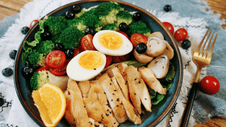 肝脏|早餐是养肝“黄金期”！4种食物换着花吃，或可让肝脏变红润