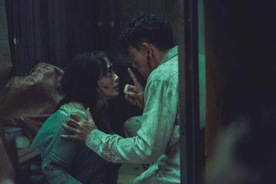 智英圈|ins一夜吸粉300W，27岁韩国“初恋脸”火出圈了！网友：我沦陷了