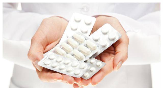 肠溶片|糖尿病患者,二甲双胍、达格列净和阿卡波糖片如何选择?来看此文