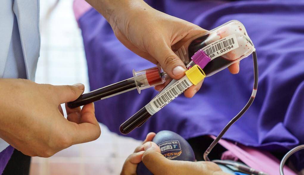 肾脏|长期服用他汀类药物，需要注意什么风险，对肾脏有损伤吗？